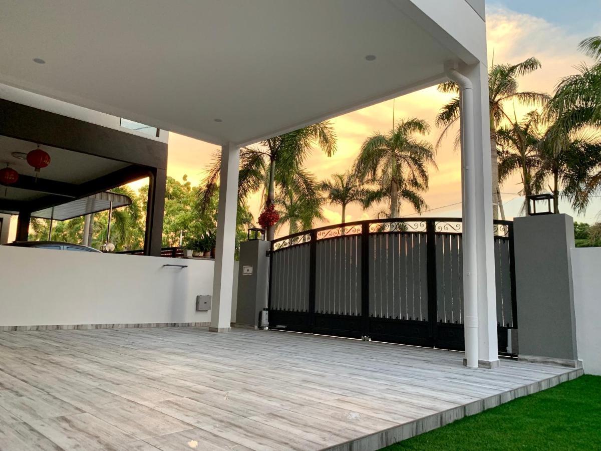 Brand New Cosy Minimalist Home Butterworth Bagian luar foto